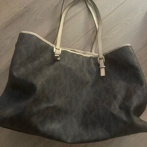 Elegant Black and Tan Tote Bag